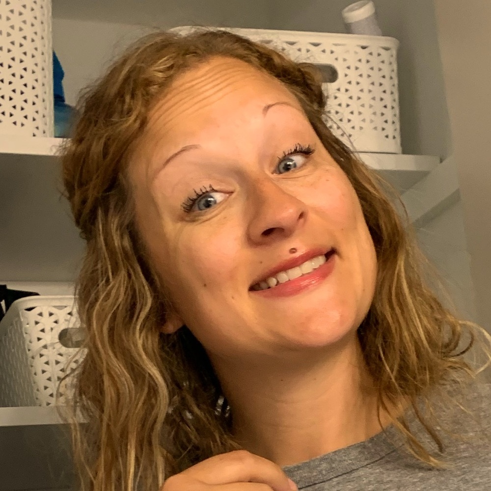 Meet your Posher, Hannah